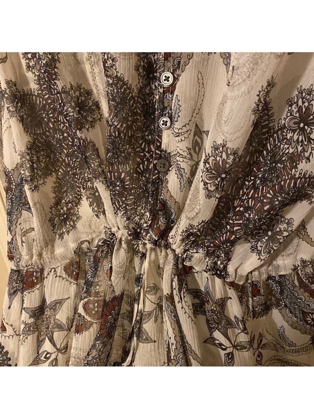 40. Club Monaco| Silk Paisley Print Dress. Small medium - Picture 10 of 14
